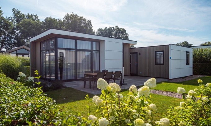 Nijkerk House | Chalet with 2 bedrooms and a terrace