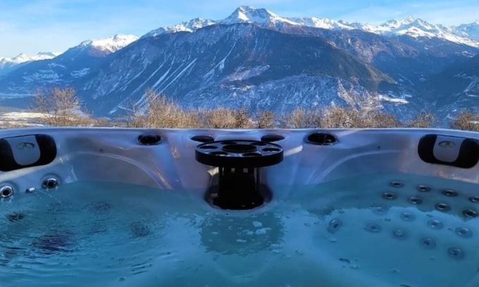 Randogne Ski Chalet | Chalet with Breathtaking Valley View