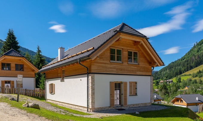 Donnersbachwald Ski Chalet | Chalet with Finnish sauna near the ski lift