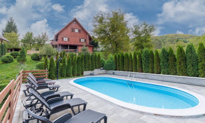 Brod Moravice House | Chalet Zavrh with Private Heated Pool, Zavrh, Croatia