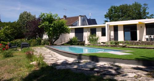 Brive-la-Gaillarde Bed & Breakfast | Chambre BEAUSEJOUR