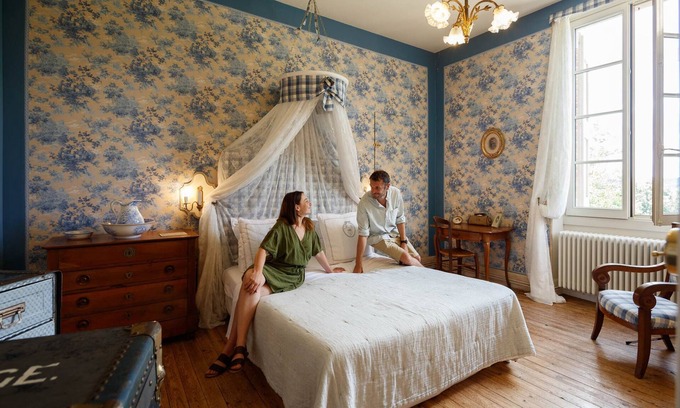 Marssac-sur-Tarn Bed & Breakfast | Chambre d'hôtes Bleue