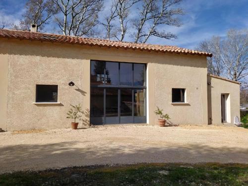 Sorgues Bed & Breakfast | Chambre d'hotes du grand st-Marc proche Via Rhona