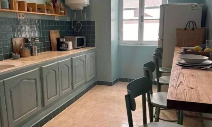 Bab Bhar Bed & Breakfast | Chambre Dans Appartement Partagé en Plein Centre Ville, aux Portes de la Médina