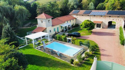 Amplepuis Bed & Breakfast | Chambres d'hôtes Les Vernayes