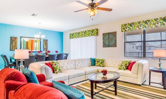 Davenport House | ChampionsGate Resort Vacation Pool Home 8BR
