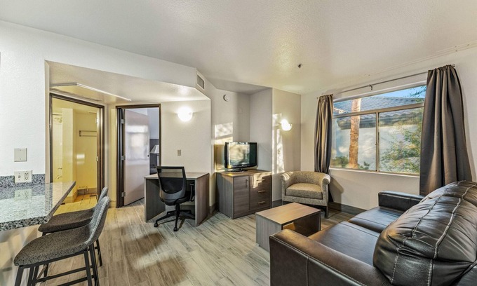 Chandler Apartment | Chandler 2 bd 1 ba immaculate grounds, perfect location with heated pool, downst