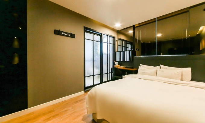 Palyong-dong Hotel | Changwon Paryongdong Soo