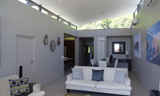 Scott Estate Apartment | Chapman's Peak Penthouse