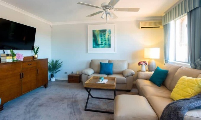 Maylands Apartment | Character 3 Bedroom Home with Pool and Balcony