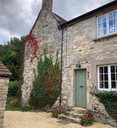 Radstock House | Charlton Farm
