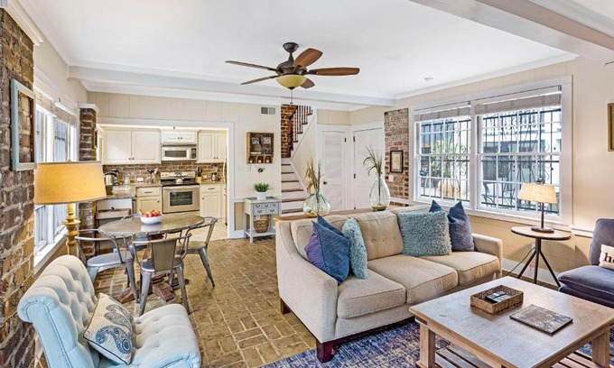 Historic Downtown Savannah House | Charlton House by Lucky Savannah