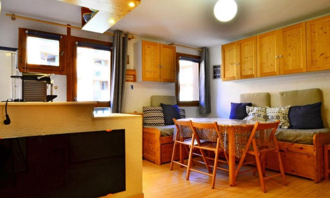 Montchavin Apartment | Charmant 2 pièces pour 5 pers. à 1 min. des pistes, balcon exposé Sud/Ouest, Wi-Fi et parking gratuit - FR-1-329-55