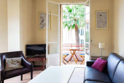 Gambetta Apartment | Charmant appartement avec terrasse en plein cœur de Nice à deux pas de la mer !