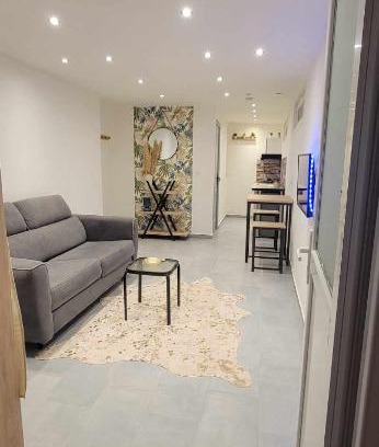 Saint-Hilaire-du-Rosier Apartment | charmant studio