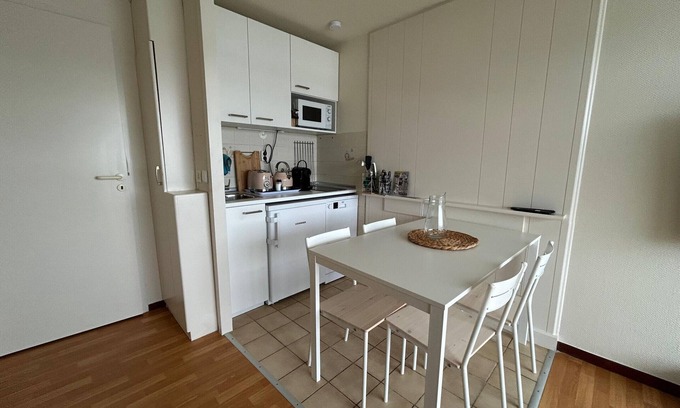 Hendaye Apartment | Charmant studio avec piscine à Hendaye