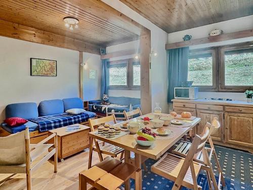 Val-d'Isere Apartment | Charmant T3 avec 2 salles de bain, proche pistes et commodités à Val-d'Isère - FR-1-411-898