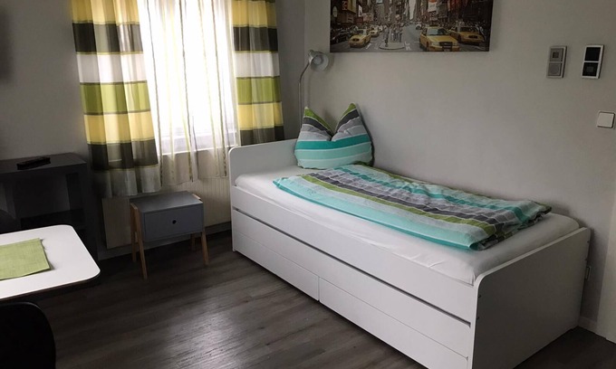 Donauwoerth Apartment | Charmantes Appartement mit Küchenzeile und kostenfreiem WLAN