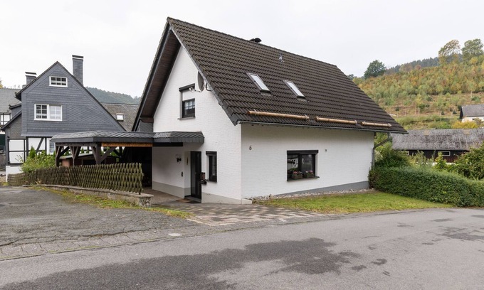 Elpe House | Charmantes Refugium mit 2 Schlafzimmern