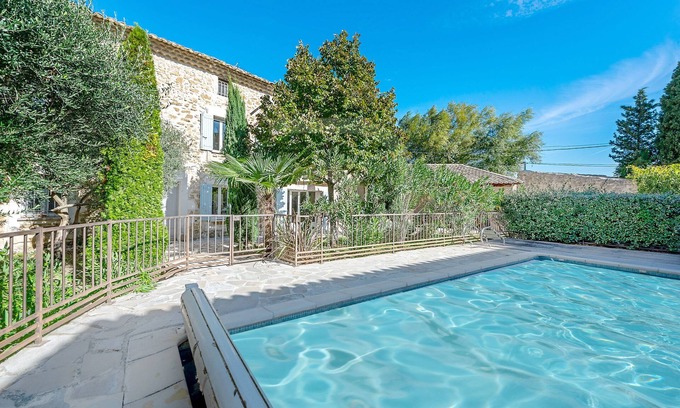 Entraigues-sur-la-Sorgue Other | Charming farmhouse with private pool near Avignon