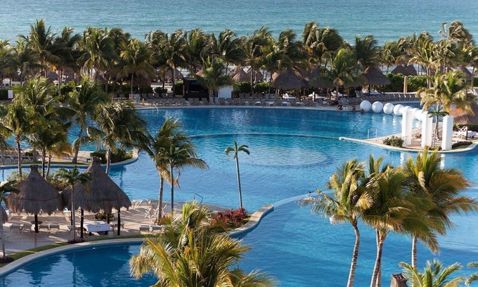 Puerto Morelos Resort | Charming 1 and 2-bedrooms resort in marvelous Puerto Morelos with WiFi, Gym & AC