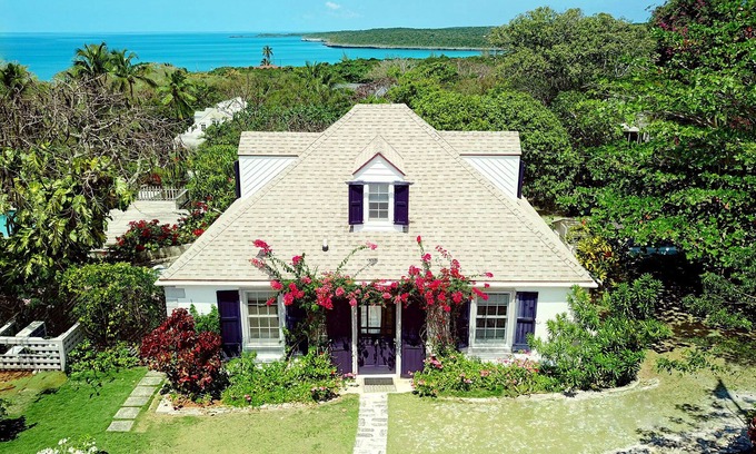 Governor's Harbour House | Charming 1 BR 1.5 BA 19th Century Cottage