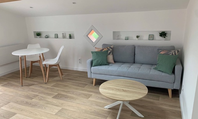 Roques Apartment | Charming 1-bedroom apartment in beautiful Roques with WiFi, AC