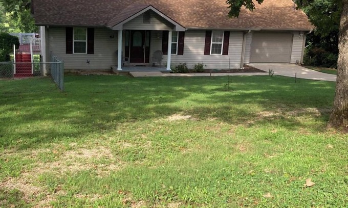 Cherokee Village House | Charming 2-bdrm house with AC, WiFi in Cherokee Village with amazing river views