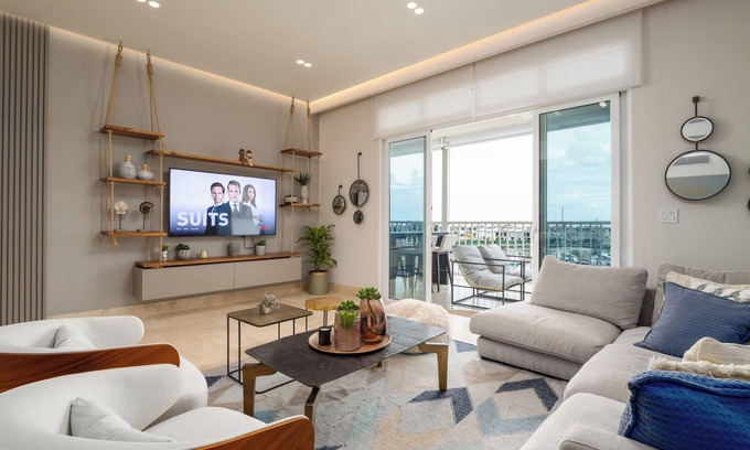 Playa Blanca Apartment | Charming 2-bedroom apartment