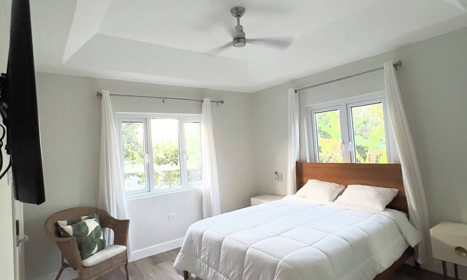 Ocho Rios Cottage | Charming 2-bedroom cottage in Ocho Rios with AC