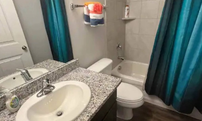 Fort Worth House | Charming 2-bedroom house with WiFi and AC in lovely Fort Worth