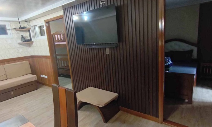Baguio Condo | Charming 2-bedroom condo in delightful Baguio City Transient with WiFi