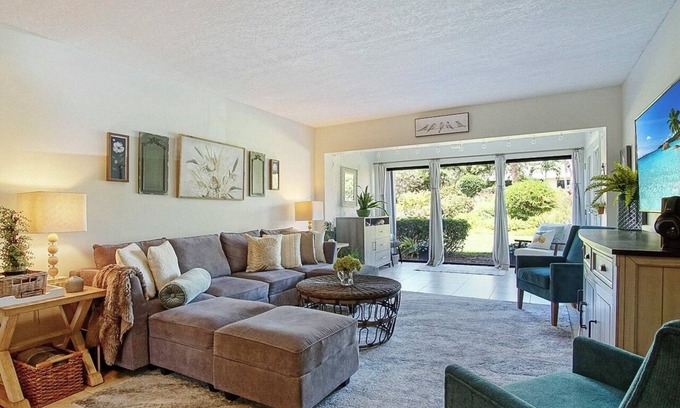Fort Pierce Condo | Charming 2-bedroom condo with private beach and golf course on Hutchinson Island
