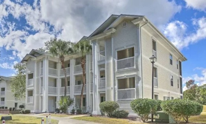 Carolina Forest Condo | Charming 2-bedroom condo with AC and WiFi in fantastic Myrtle Beach neighborhood