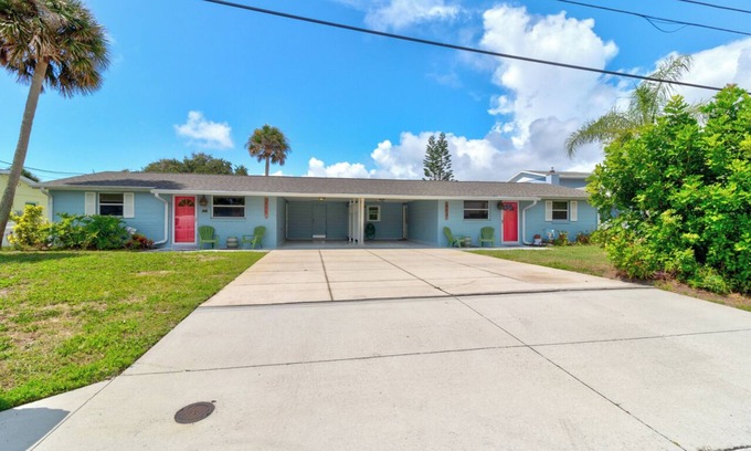 New Smyrna Beach House | Charming 2 BR Beachside Escape - Pet Friendly and just steps from the sand!