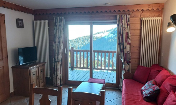 Arc-1800 Apartment | Charming 2-bedroom apartment with pool near slopes in Les Arcs 1800