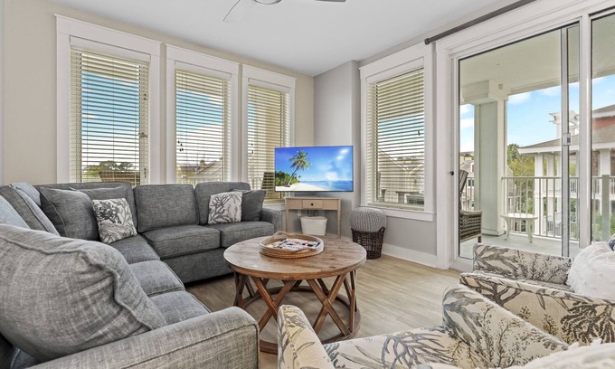 Baytowne Wharf Condo | Charming 2BR at Wharf! Beach, Tropical Pool + Hot Tub, Tram, Spacious Balcony