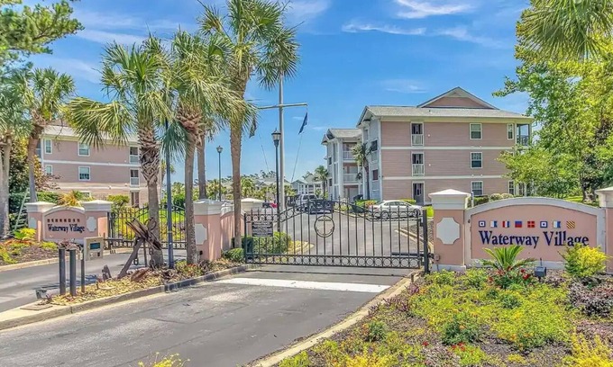 Carolina Forest Condo | Charming 2BR Condo w/Pools, Hot Tub & Waterway Views Near Myrtle Bch Attractions