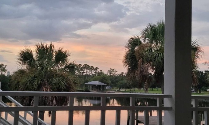 Henderson Point House | Charming 3-bedroom house on quiet cove in Pass Christian