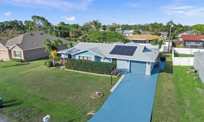 Port Saint Lucie House | Charming 3-bedroom house with WiFi and AC in brilliant Port St. Lucie