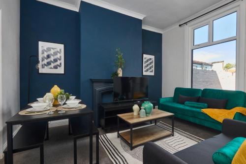 Darlington Apartment | Charming 3 Bedroom House Darlington