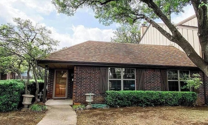 Amarillo House | Charming 3-bedroom house with WiFi, AC in delightful Amarillo