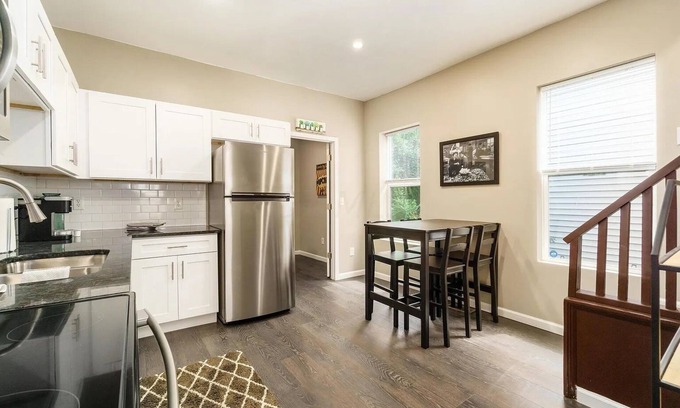 Olde Towne East House | Charming 3-bedroom house in lovely Columbus with AC, WiFi
