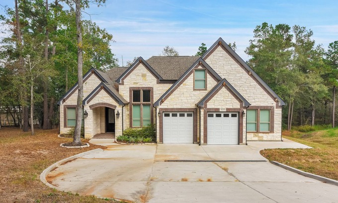 Conroe House | Charming 3-bedroom house in fabulous Magnolia with WiFi and AC by Lake Conroe
