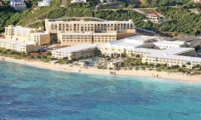 Dawn Beach Estates Apartment | Charming 3-bedroom apartment with AC, fitness room, WiFi in amazing St. Maarten
