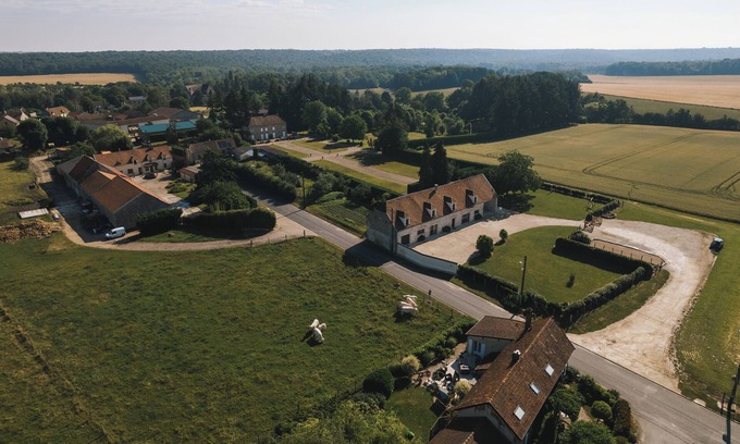 Chatillon-sur-Morin Cabin | Charming 4-star gite on a farm in Champagne, private Jacuzzi