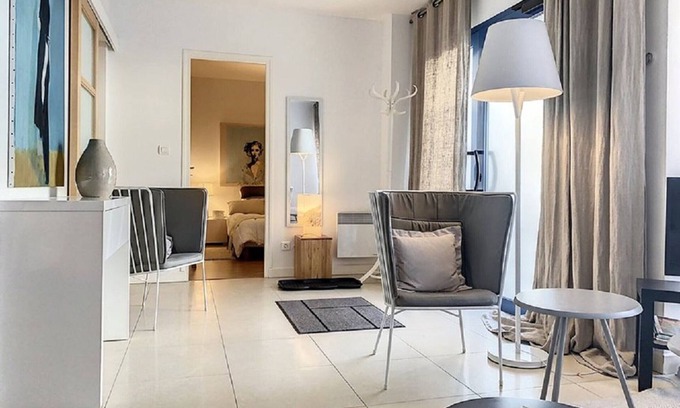 Stella-Plage Apartment | Charming 4-Person Home Near Beach with Stylish Decor