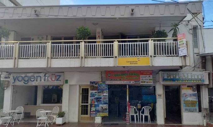 El Rodadero Hotel | Charming! 9 Bedroom hostel. Close to the beach