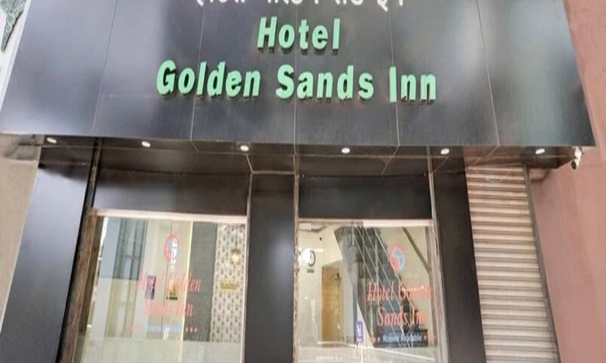 Mumbai Hotel | Charming 9-bedroom hotel with AC and WiFi in wonderful Mumbai