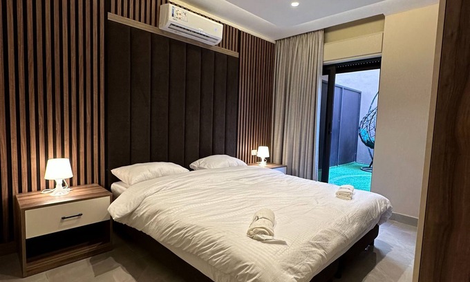 Al Swaifyeh Apartment | Charming Amman Apartment With Modern Ameniti